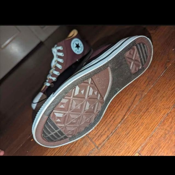 Men's brown converse size 7.5 - Picture 2 of 2